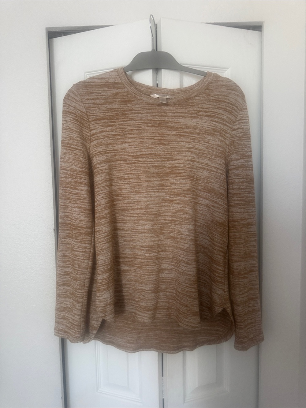 Banana Republic Marled Tan/Brown Crewneck Long Sleeve Top.